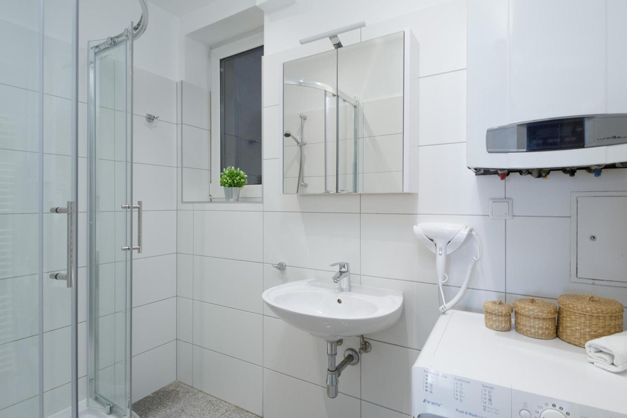 Kroellgasse I Contactless Check-in Appartement *
